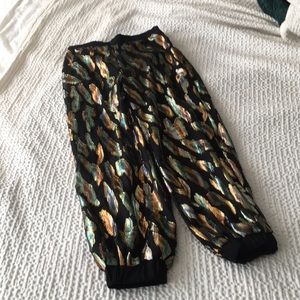 House of Harlow pants; size small (runs small)